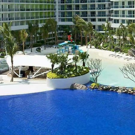 Azure Urban Resort Maui Unit Manilla Buitenkant foto