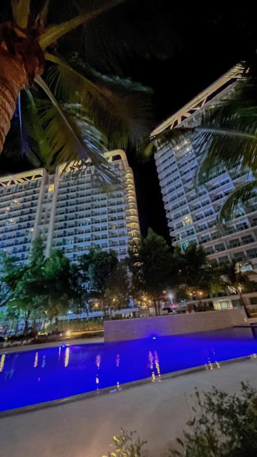Azure Urban Resort Maui Unit Manilla Buitenkant foto