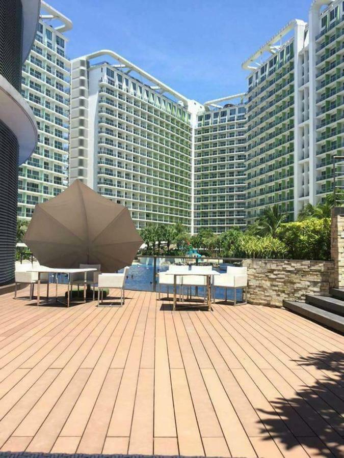 Azure Urban Resort Maui Unit Manilla Buitenkant foto