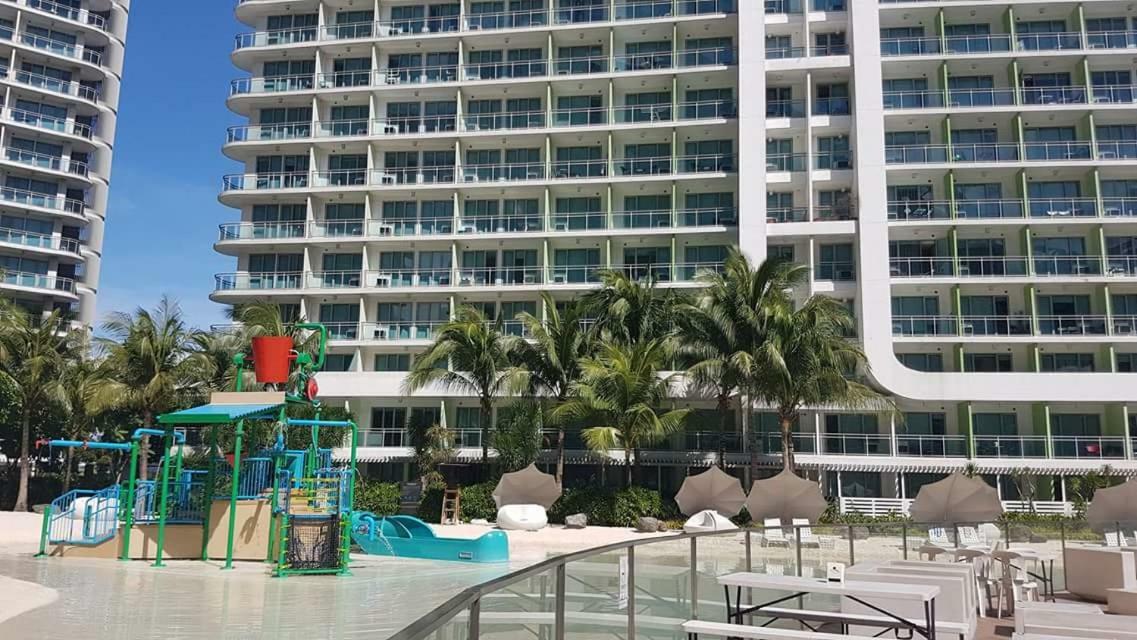 Azure Urban Resort Maui Unit Manilla Buitenkant foto
